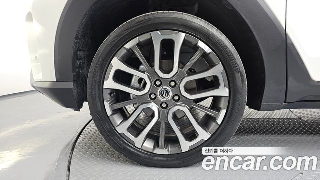 KG Mobility (SsangYong) Torres Gasoline 1.5 2WD T7 2023 — фото 5
