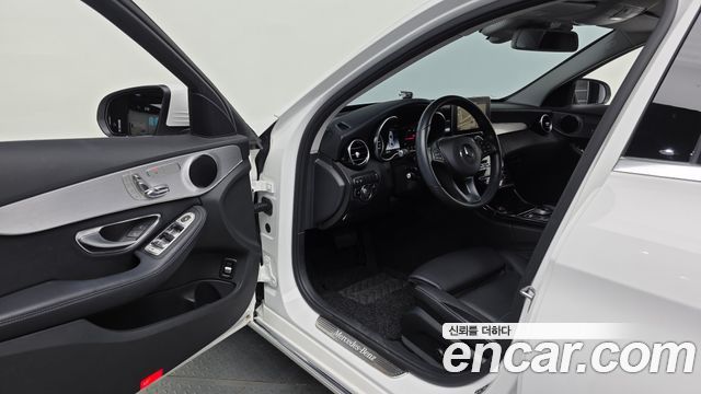 Mercedes-Benz C-Class (W205) C220 d 4MATIC 2018 — фото 10