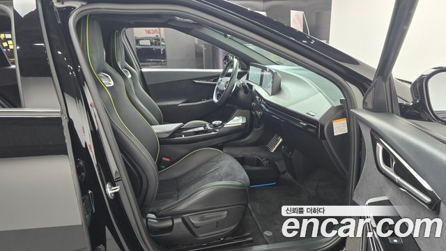 Kia EV6 GT 4WD 2023 — фото 26