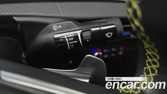 Kia EV6 GT 4WD 2023 — фото 28
