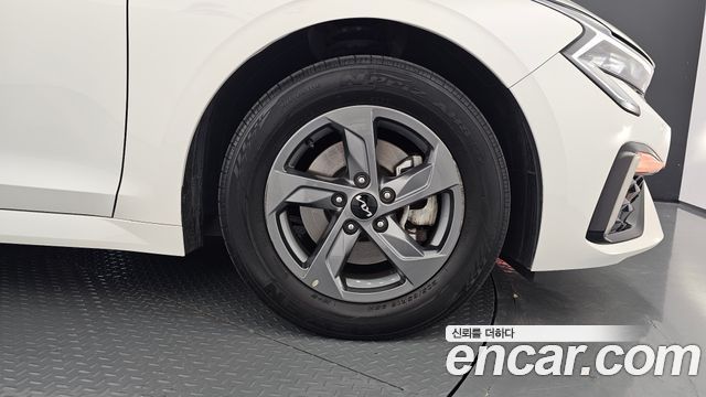 Kia K5 (III) 2.0 LPi(Rent) Trendy 2026 — фото 21