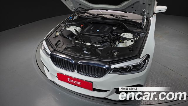 BMW 5 Series (G30) 520d M Sport package 2017 — фото 6