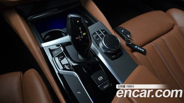 BMW 5 Series (G30) 520d M Sport package 2017 — фото 9
