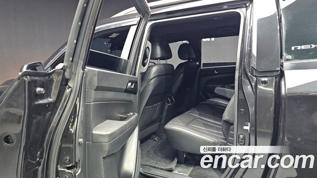 KG Mobility (SsangYong) Rexton Sports Khan Diesel 2.2 4WD Prestige Special (5-Link) 2020 — фото 12
