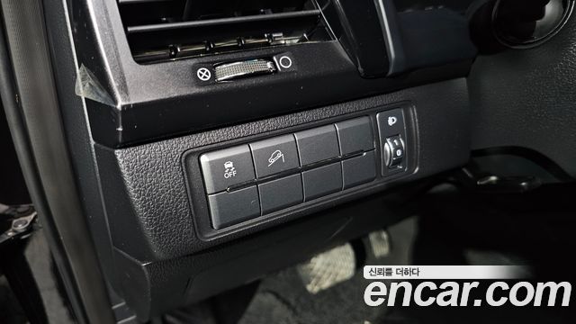 KG Mobility (SsangYong) Rexton Sports Khan Diesel 2.2 4WD Prestige Special (5-Link) 2020 — фото 14