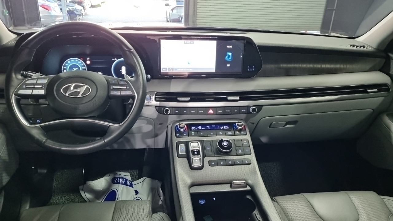 Hyundai Palisade Diesel 2.2 2WD Le Blanc 2024 — фото 7