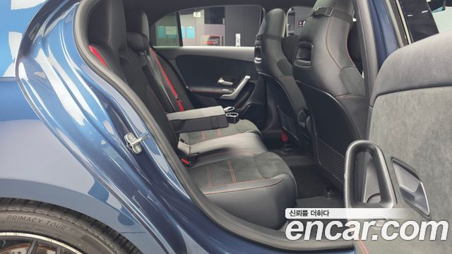 Mercedes-Benz A-Class (W177) AMG A45 4MAITC+ Hatchback 2023 — фото 12