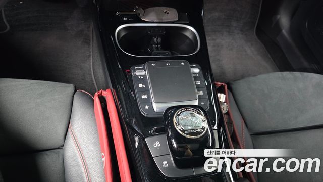 Mercedes-Benz A-Class (W177) AMG A45 4MAITC+ Hatchback 2023 — фото 18