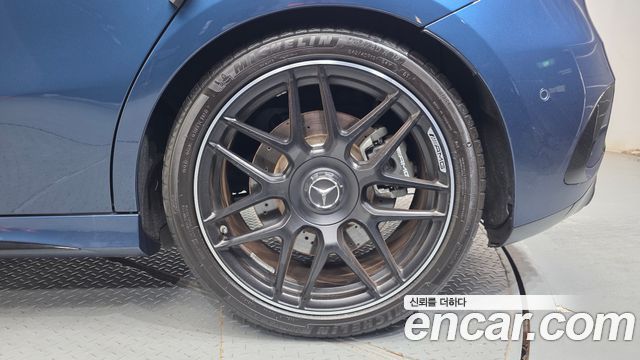 Mercedes-Benz A-Class (W177) AMG A45 4MAITC+ Hatchback 2023 — фото 21