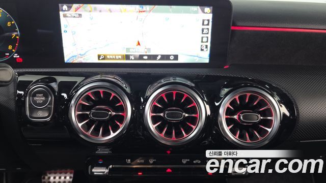 Mercedes-Benz A-Class (W177) AMG A45 4MAITC+ Hatchback 2023 — фото 27