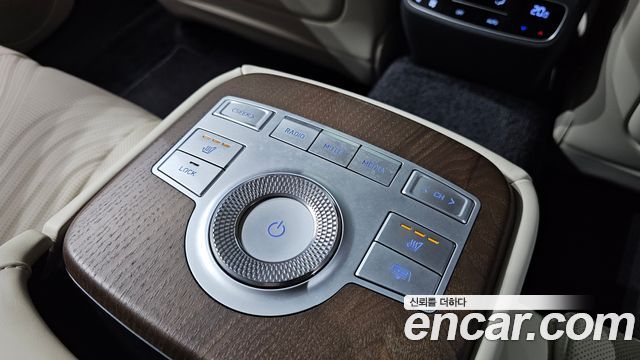 Genesis G80 (RG3) Gasoline 2.5 Turbo 2WD 2022 — фото 39