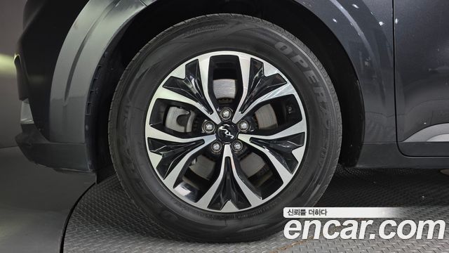 Kia Carnival (IV) Gasoline 9-Seater Prestige 2023 — фото 5