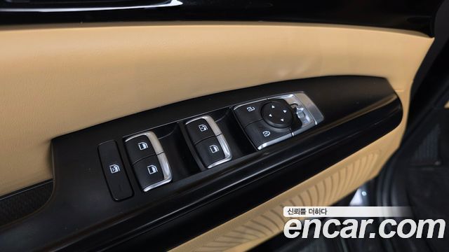 Kia Carnival (IV) Gasoline 9-Seater Prestige 2023 — фото 11