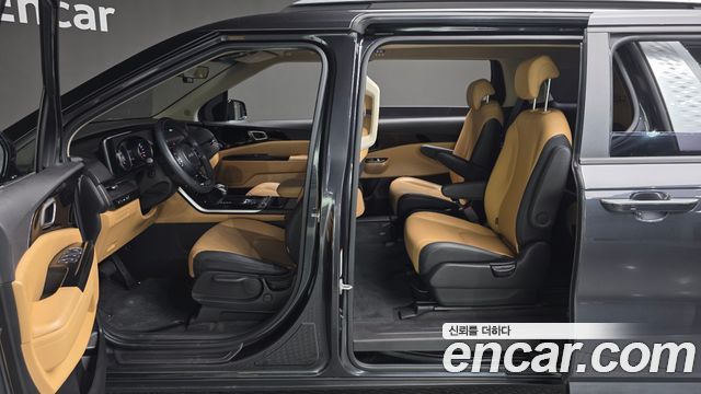 Kia Carnival (IV) Gasoline 9-Seater Prestige 2023 — фото 16