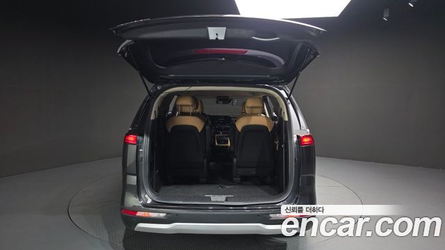 Kia Carnival (IV) Gasoline 9-Seater Prestige 2023 — фото 19