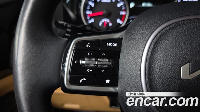 Kia Carnival (IV) Gasoline 9-Seater Prestige 2023 — фото 27