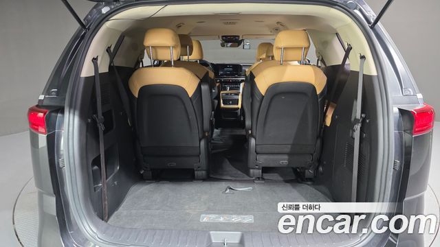 Kia Carnival (IV) Gasoline 9-Seater Prestige 2023 — фото 33