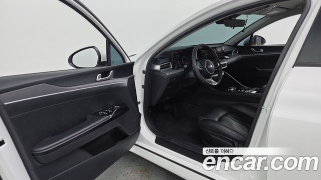 Kia K5 (III) 2.0 Trendy 2021 — фото 10