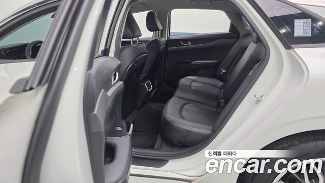 Kia K5 (III) 2.0 Trendy 2021 — фото 20