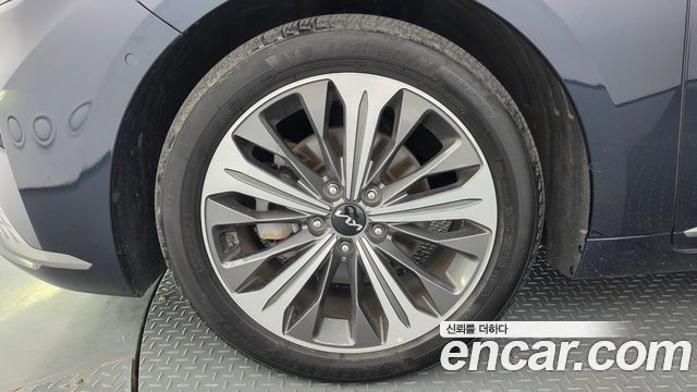 Kia K8 Hybrid Signature 2023 — фото 5