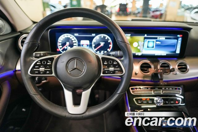 Mercedes-Benz E-Class (W213) E300 4MATIC AMG Line 2020 — фото 9