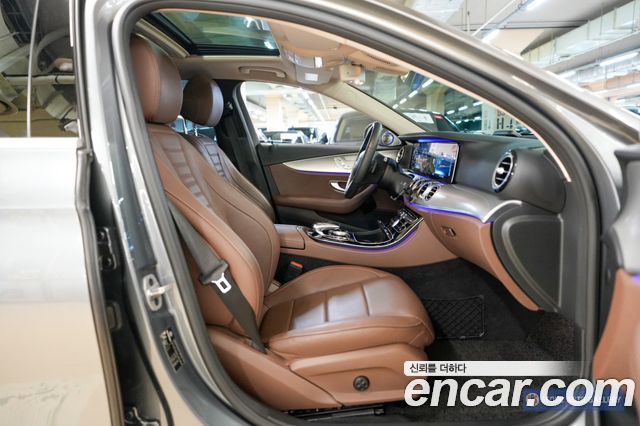 Mercedes-Benz E-Class (W213) E300 4MATIC AMG Line 2020 — фото 15
