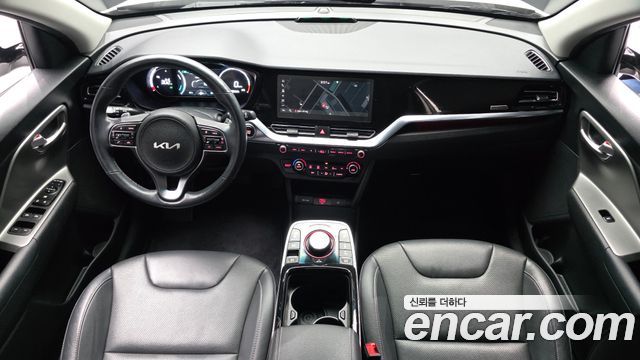 Kia Niro Plus Air 2024 — фото 7