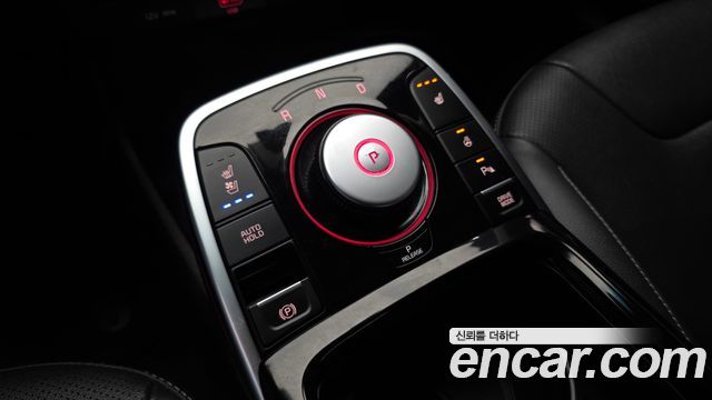 Kia Niro Plus Air 2024 — фото 9