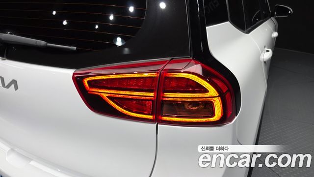 Kia Niro Plus Air 2024 — фото 23