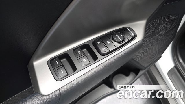 Kia Niro Plus Air 2024 — фото 27