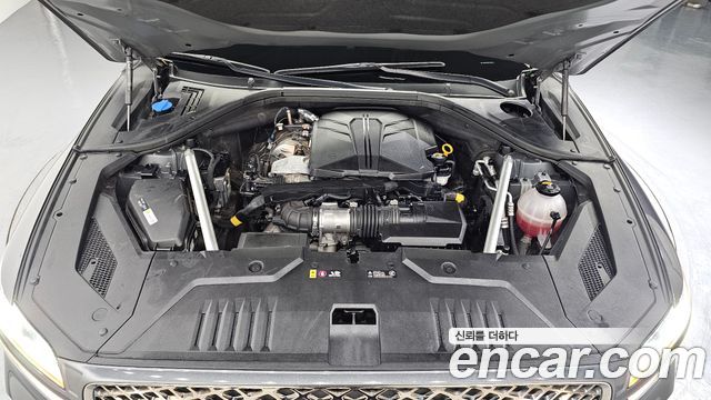 Genesis GV70 2.2 Diesel 2WD 2023 — фото 6