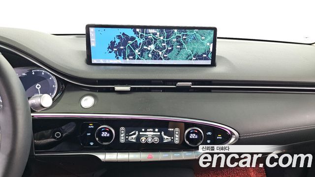 Genesis GV70 2.2 Diesel 2WD 2023 — фото 16