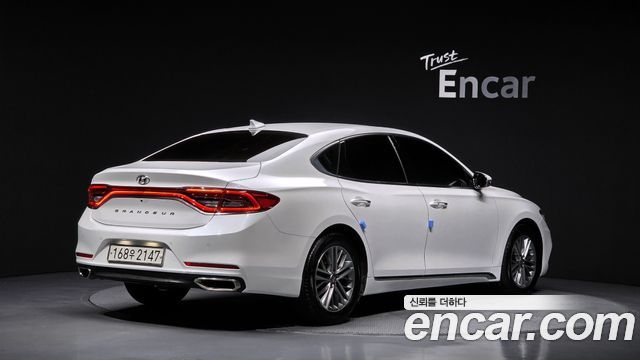 Hyundai Grandeur (IG) 2.4 Premium 2019 — фото 2