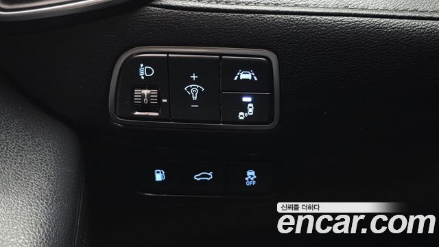 Hyundai Grandeur (IG) 2.4 Premium 2019 — фото 19