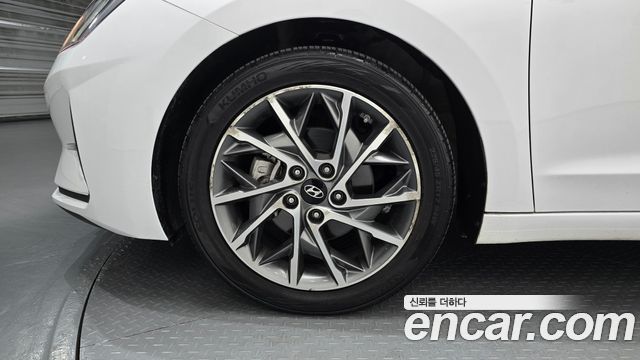Hyundai Avante (AD) 1.6 Smart Choice 2020 — фото 5