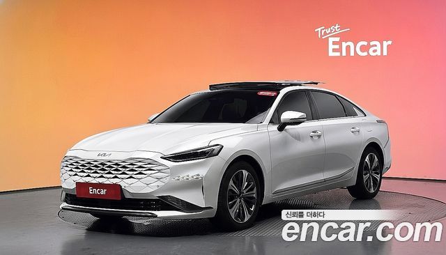 Kia K8 Hybrid Signature 2022 — фото 1