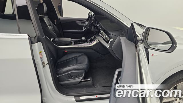 Audi Q8 (4M) 45 TDI Quattro Premium 2021 — фото 10