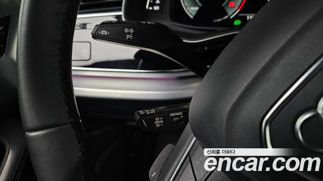 Audi Q8 (4M) 45 TDI Quattro Premium 2021 — фото 18
