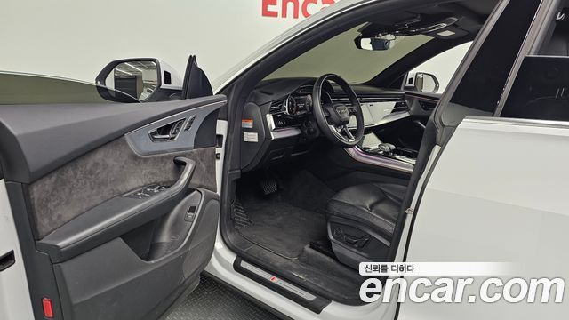 Audi Q8 (4M) 45 TDI Quattro Premium 2021 — фото 26