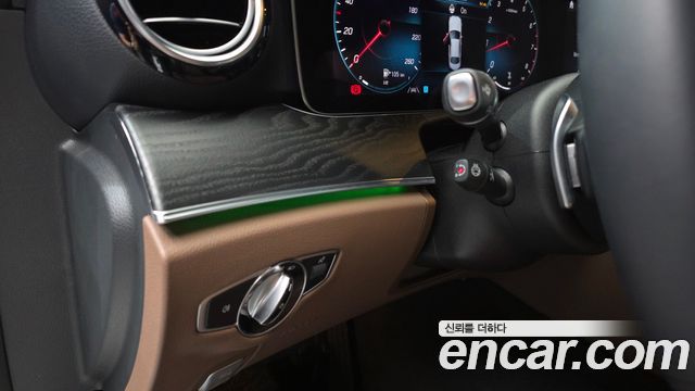 Mercedes-Benz E-Class (W213) E250 Avantgarde 2022 — фото 19