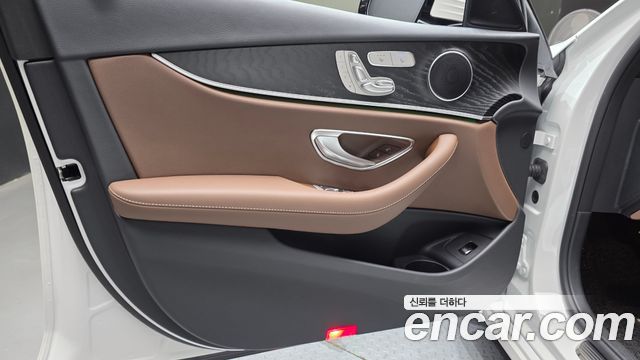 Mercedes-Benz E-Class (W213) E250 Avantgarde 2022 — фото 24