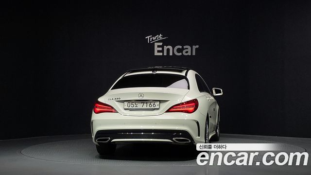Mercedes-Benz CLA-Class (C117) CLA220 AMG Line 2018 — фото 4