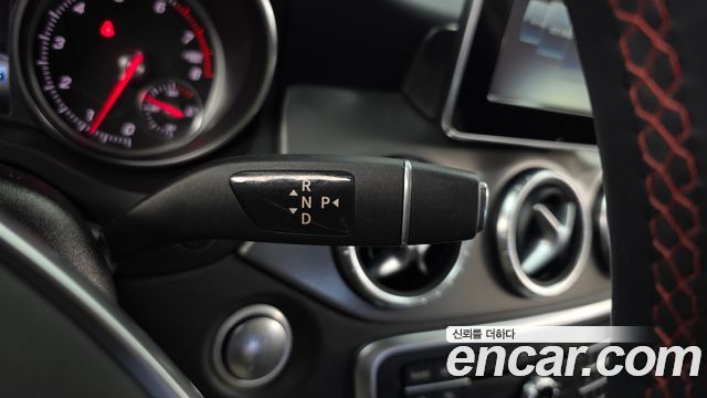 Mercedes-Benz CLA-Class (C117) CLA220 AMG Line 2018 — фото 9