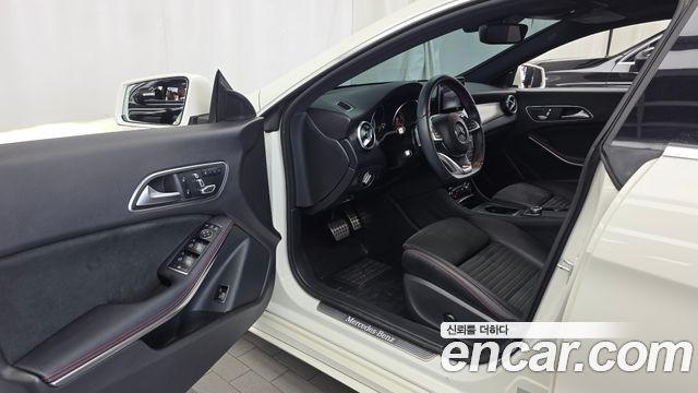Mercedes-Benz CLA-Class (C117) CLA220 AMG Line 2018 — фото 10