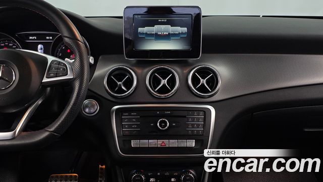 Mercedes-Benz CLA-Class (C117) CLA220 AMG Line 2018 — фото 14