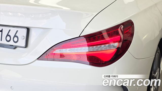 Mercedes-Benz CLA-Class (C117) CLA220 AMG Line 2018 — фото 23