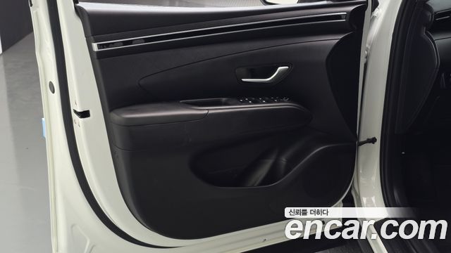 Hyundai Tucson (NX4) Gasoline 1.6 Turbo 2WD Premium 2023 — фото 24