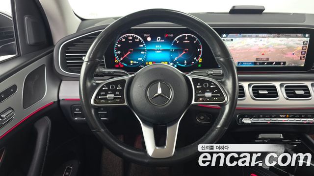 Mercedes-Benz GLE-Class (W167) GLE300d 4MATIC 2019 — фото 13