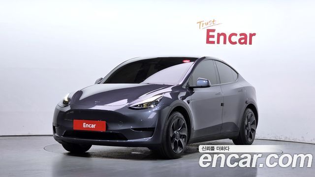 Tesla Model Y RWD
