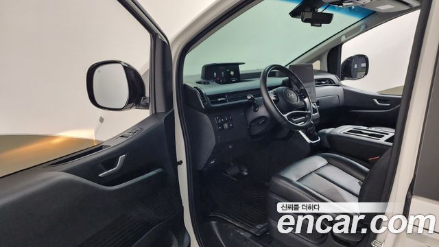 Hyundai Staria 4WD Tourer 11-Seater Modern 2025 — фото 10